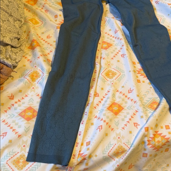 Fabletics || NWOT High-Waisted SculptKnit® Eyelet 7/8 (S) - Picture 10 of 10